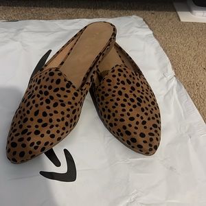 PREOWNED WOMENS LEOPARD MULES